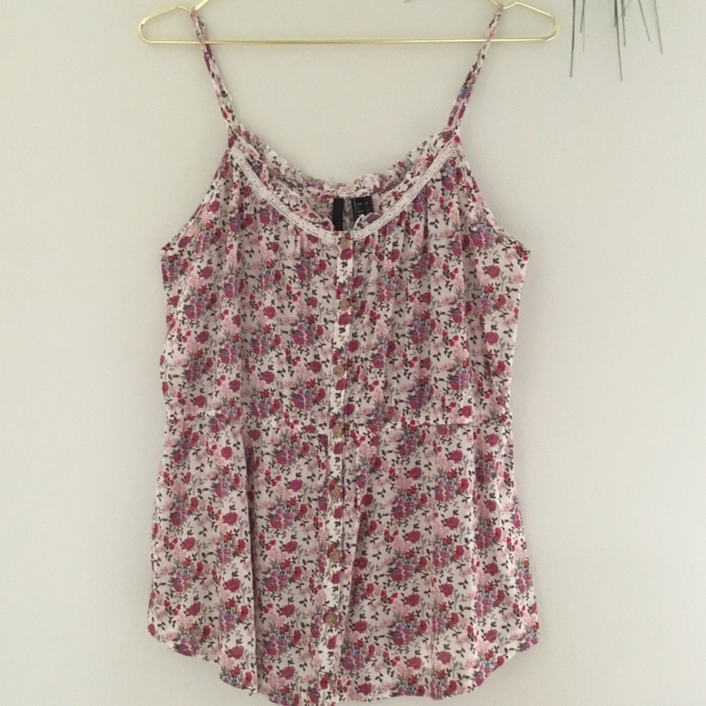 🌷2 for 20$ MNG by Mango Casual floral cami.